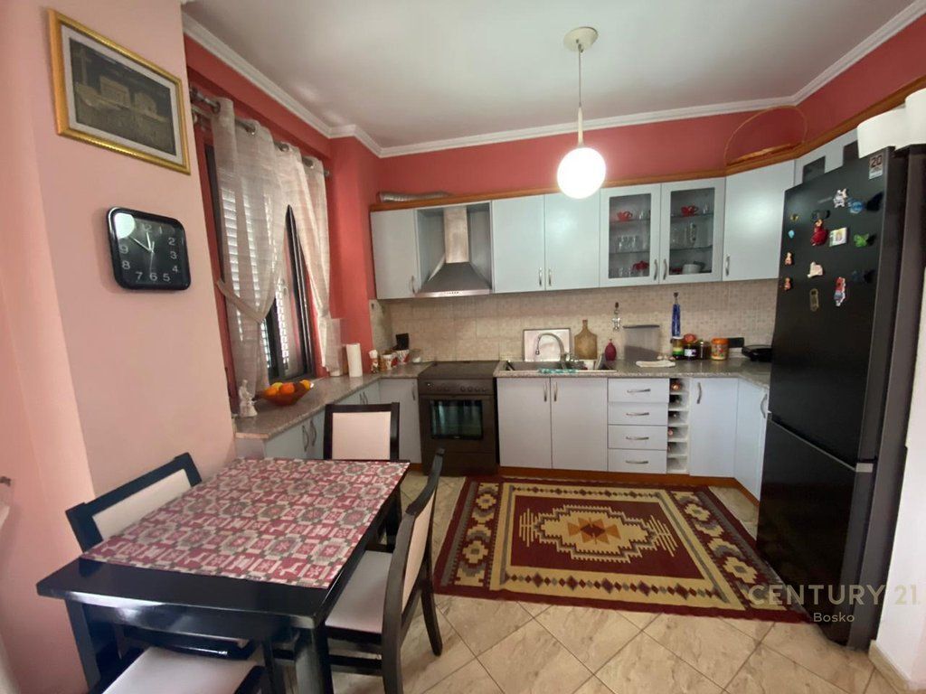 Apartment 3+1+2 for Sale at Grand Complex, Former Electric Market, Tirana 250,000 €