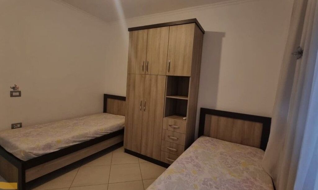 Affitto, Appartamento 2+1, Vasil Shanto, Tirana.