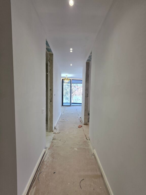 Apartament me qera, per zyre dhe banim, 2+1+2+post parkimi, Liqeni i Thate
