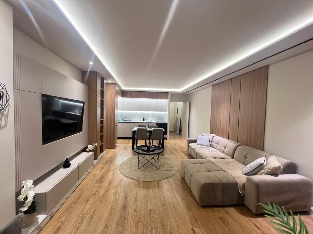 Super 1+1 for rent at Rruga e Kavajes near Qendres