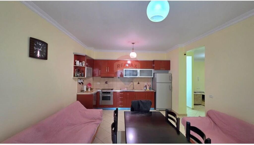 🏡 APPARTAMENTO 2+1 IN AFFITTO – VLORË