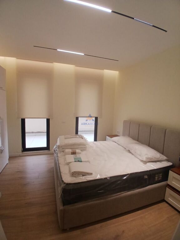 JEPET ME QIRA APARTAMENT 2+1+BALLKON RRUGA SIRI KODRA 80.000 LEKE