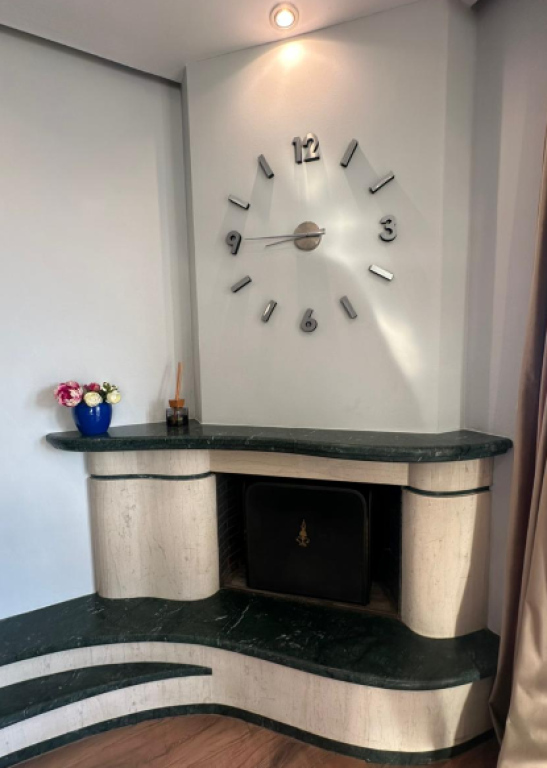 🏢 Jepet Apartament 2+1 me Qira – Ish-Ekspozita