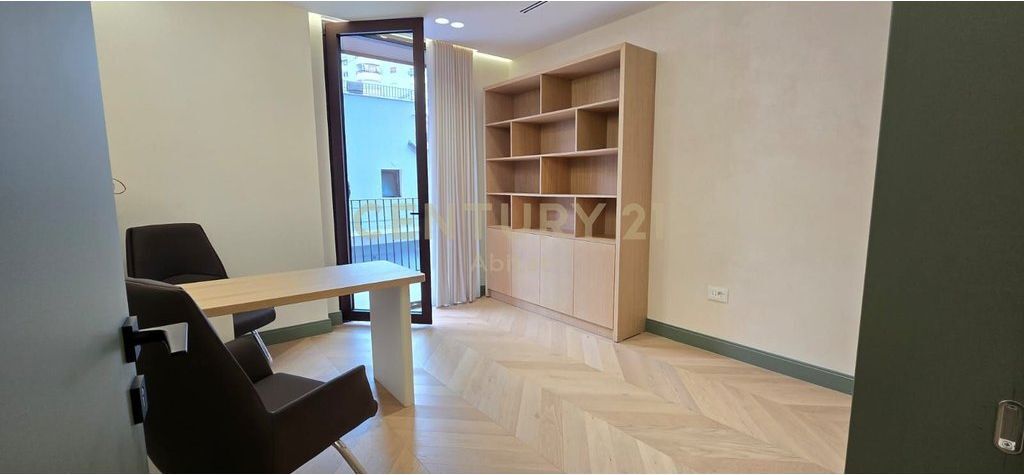 KLINIKË OSE ZYRË PËR QERA -- RESIDENCA ALTANA -- AMBIENT SUPER PREMIUM
