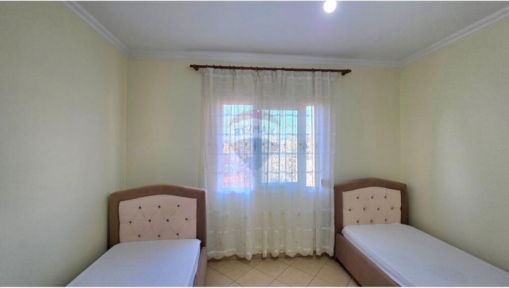🏡 APPARTAMENTO 2+1 IN AFFITTO – VLORË