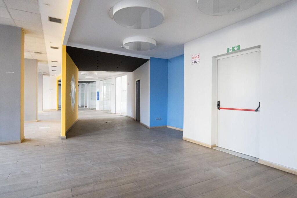 ZYRE ME QERA 1530 M2 ALI DEMI 15.300 EURO