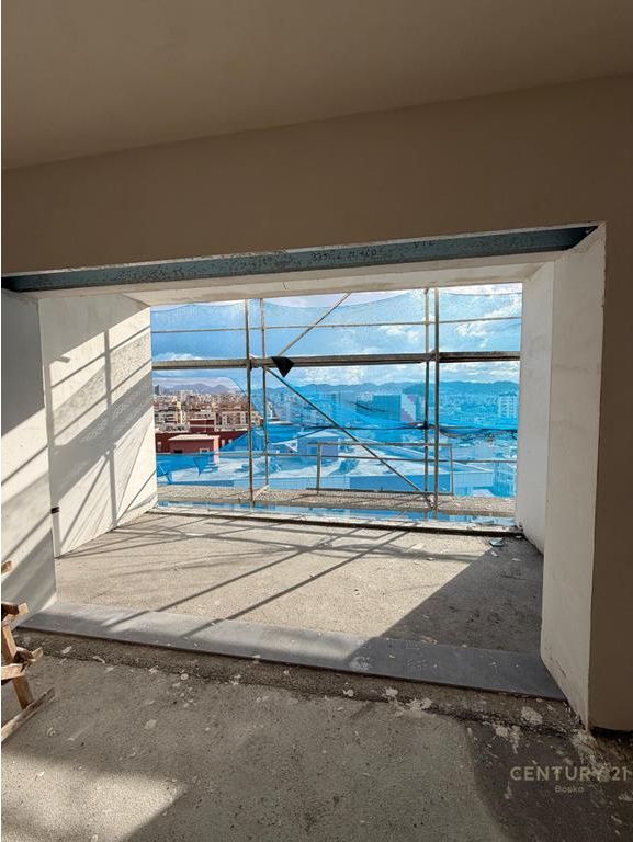 Ofrohet për shitje apartament modern tipologji 3+1+2 në kompleksin MARA Residence, i vendosur në zonën e kërkuar të Don Boskos, Tiranë.