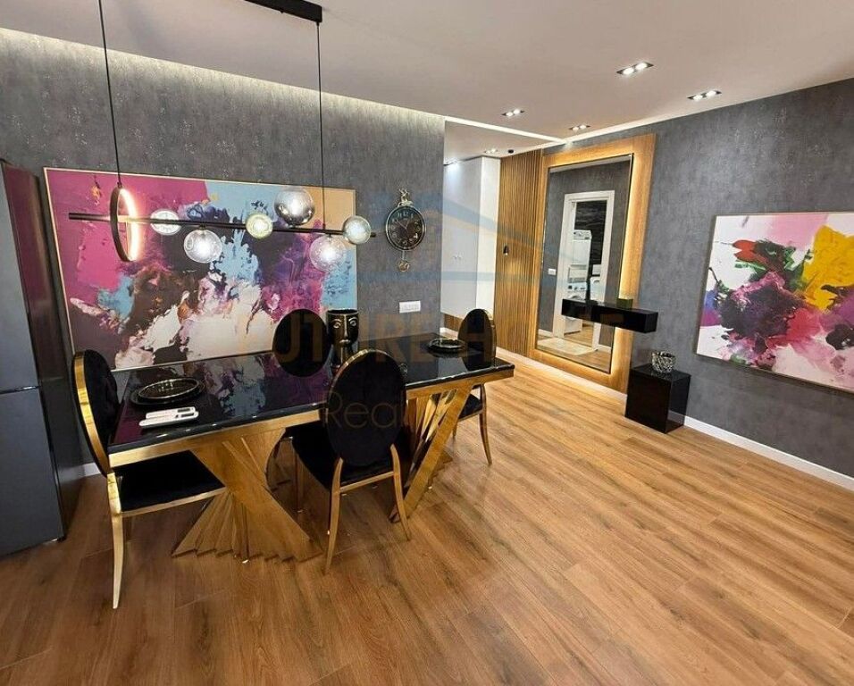 Qera, Apartament 2+1+2, 21 Dhjetori, Tirane