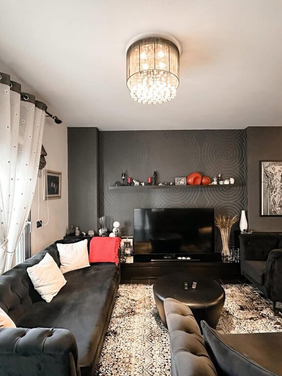 Shitet Apartament 2+1📍Libri Universitar, rruga Abdyl Frasheri