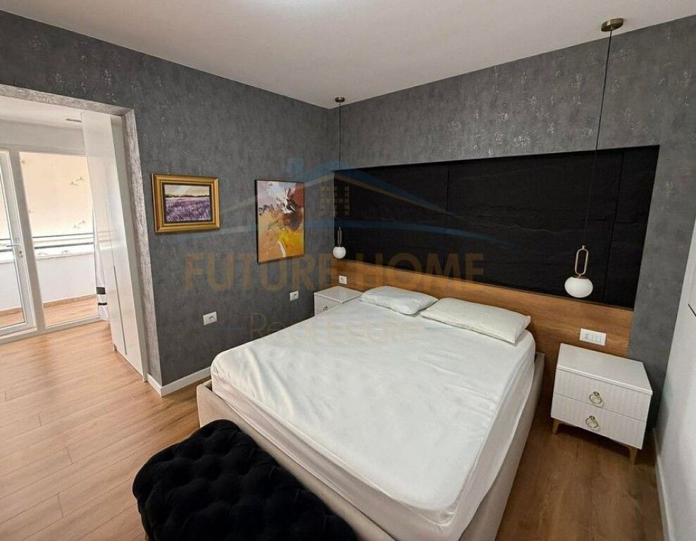 Qera, Apartament 2+1+2, 21 Dhjetori, Tirane
