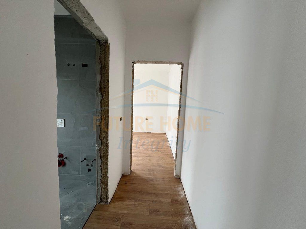 In vendita, Appartamento 2+1+2, Entrata Tirana, Tirana.