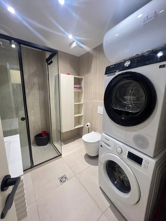 Super 1+1 for rent at Rruga e Kavajes near Qendres