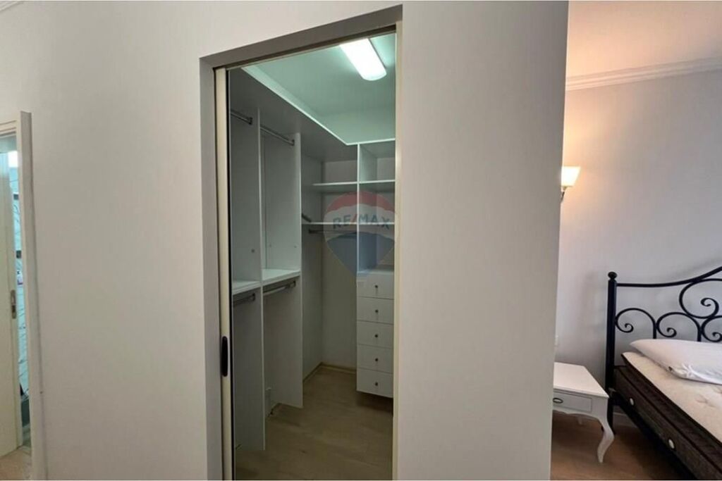 Apartment 3+1+2 parking spaces for rent, near Eleonora!