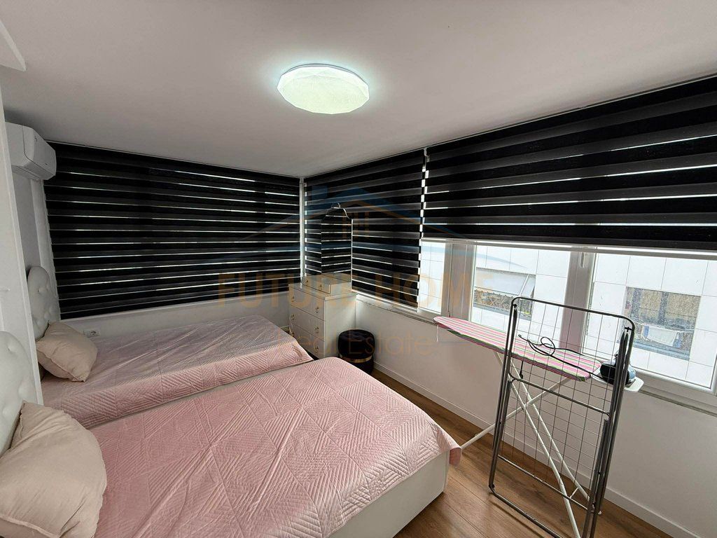 Qera, Apartament 2+1+2, 21 Dhjetori, Tirane 1,000 €, UNA63679