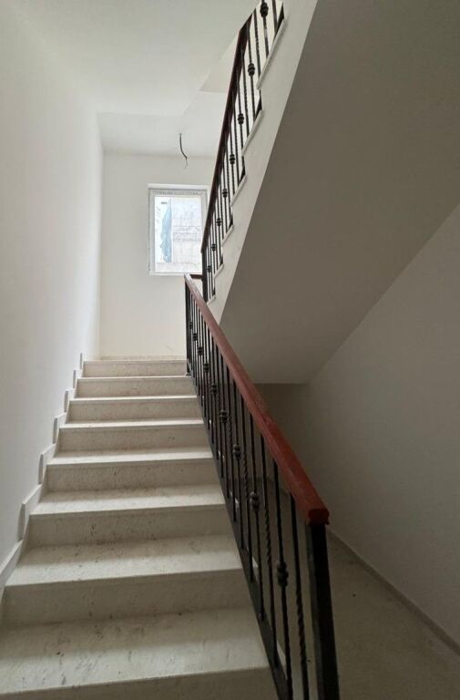 🏡 Luxury 3-Storey Villa for Sale – Collina Verde, near TEG