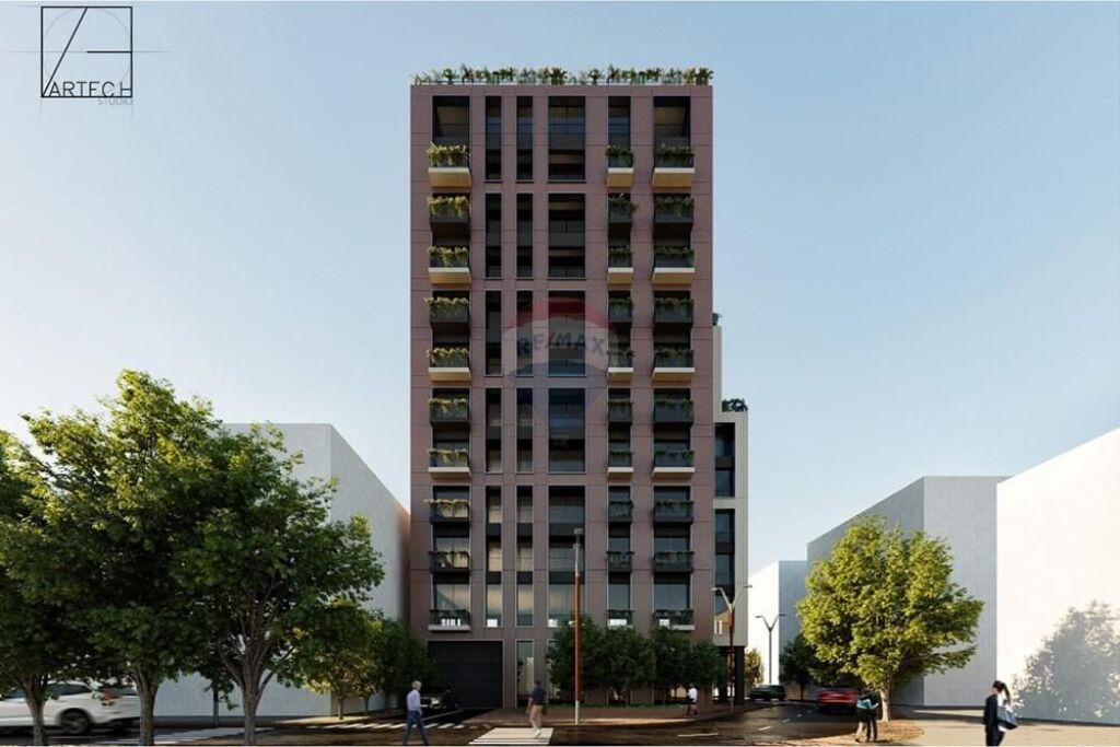 Shitet apartament 2+1+2 ne Qender, Myslym Shyri