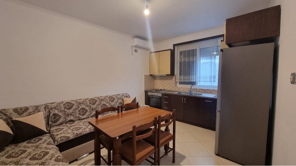 Affitto, Appartamento 2+1, Vasil Shanto, Tirane.