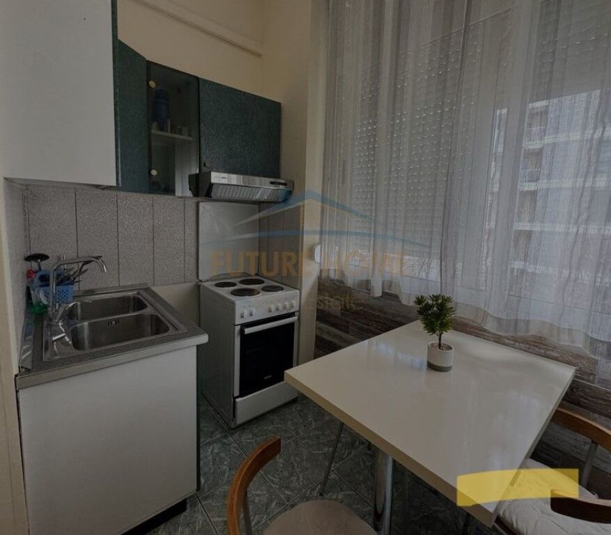 Qera, Apartament 2+1,Selvia,Tiranë