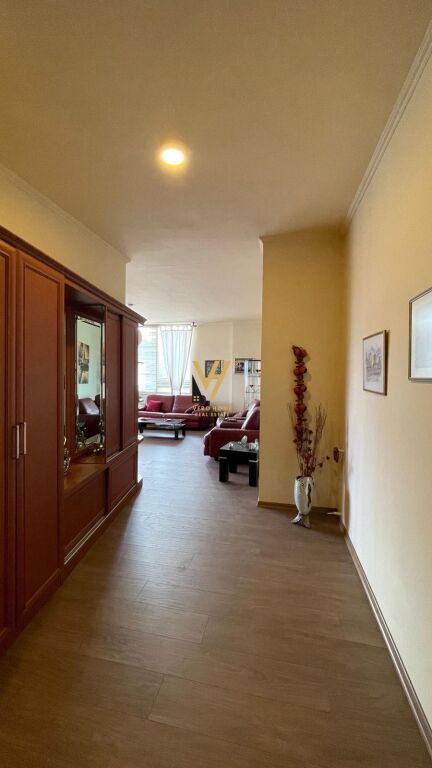 JEPET APARTAMENT 2+1+2+BLK ME QIRA NE MYSLYM SHYR 75.000 LEKE