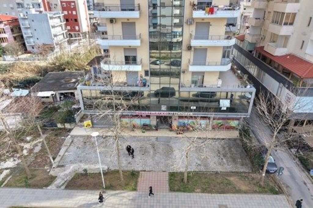 Okazion Ambjent Biznesi ne shitje ne Transballkanike,Vlore 1700€/m2 (i negociueshmem)