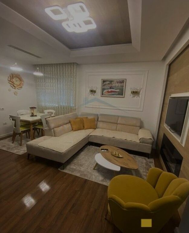 For sale, Apartment 2+1+2, FZ Complex, Dry Lake, Tirana