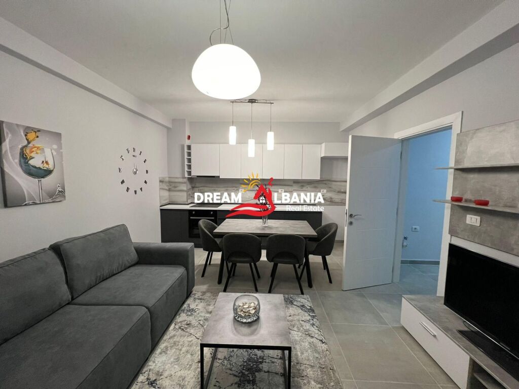 Apartament 1+1 me qera tek Liqeni i thate ne afersi te Radisson Hotel ne Tirane (ID 4211986)