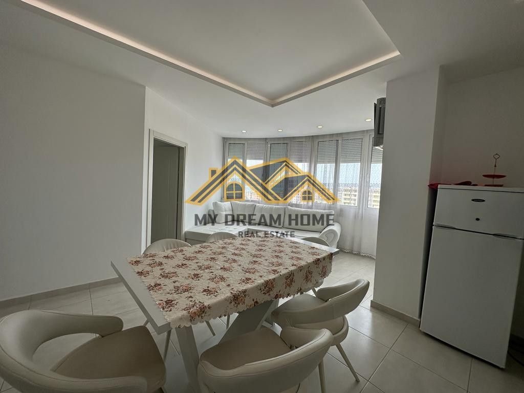 SHITET APARTAMENT 2+1 PLAZH DURRES