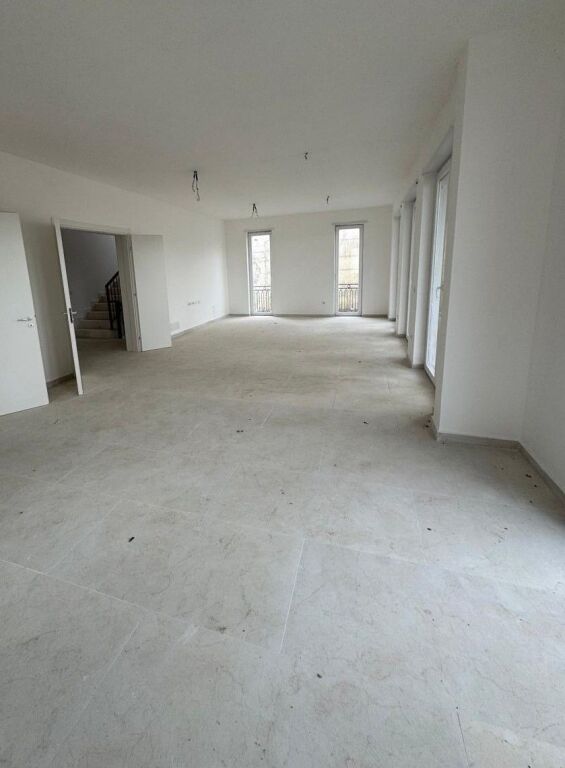 🏡 Luxury 3-Storey Villa for Sale – Collina Verde, near TEG