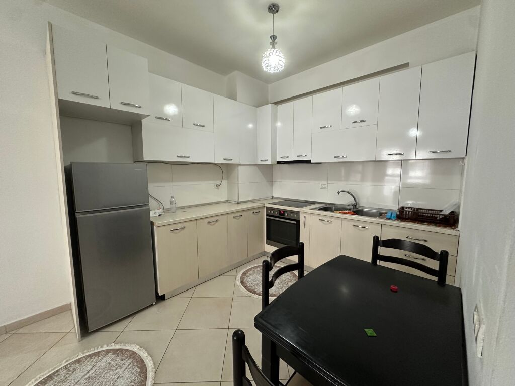 Apartment 2+1+2 , 5 May