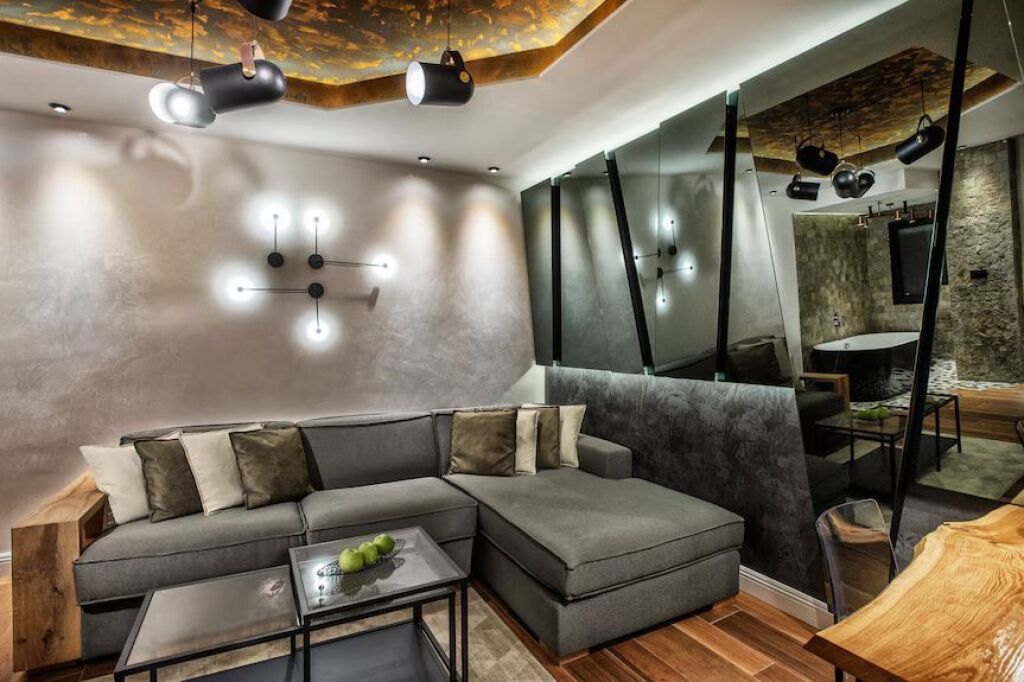 APARTAMENT ME QERA 1+1 LAPRAKE 850 EURO