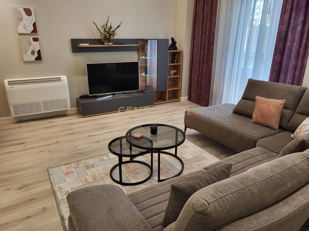 Apartment 2+1+2 for rent at Pazari i Ri, Tefta Tashko.