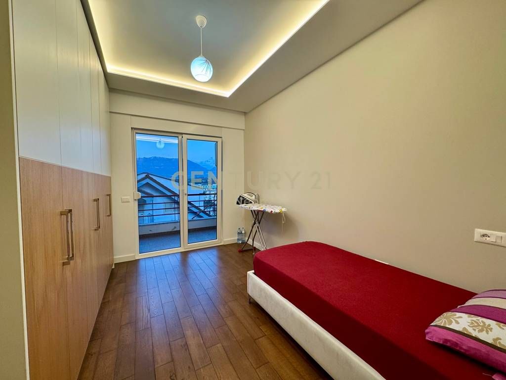 Apartment 3+1+2+Parking Space for sale at Dry Lake