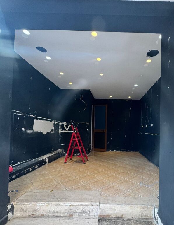 NEGOZIO IN AFFITTO 20 M2 VIA ELBASANIT 60.000 LEKE