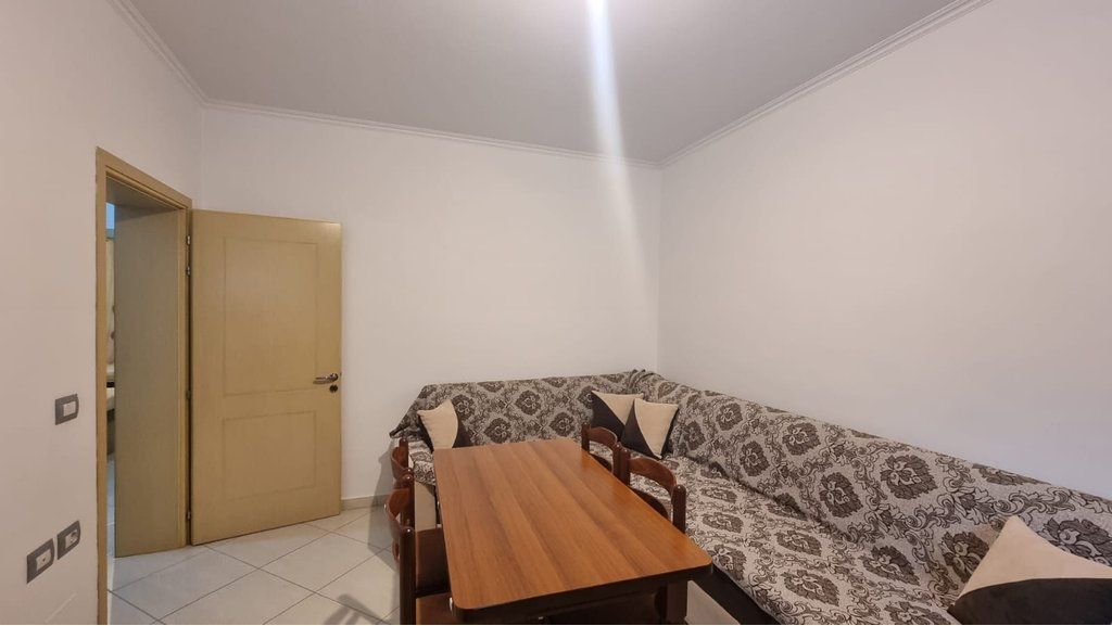 Affitto, Appartamento 2+1, Vasil Shanto, Tirane.
