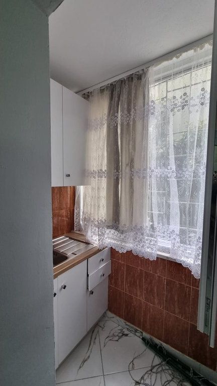 Affitto, Appartamento 1+1, Vasil Shanto, Tirana.