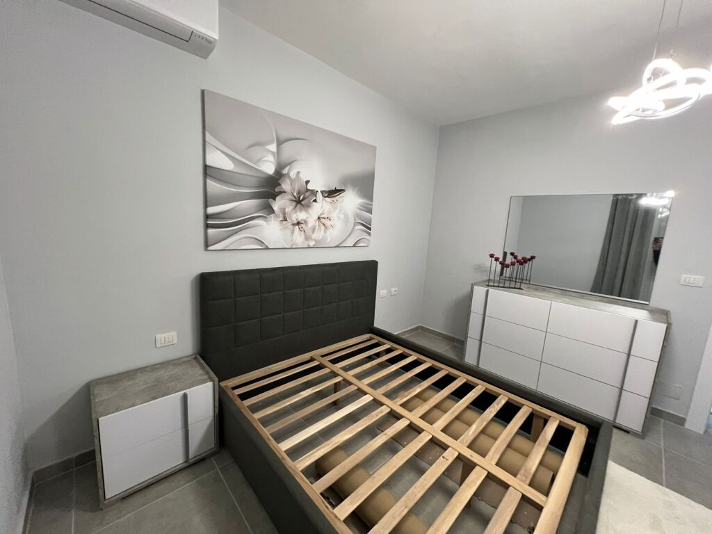 APARTAMENT ME QERA 1+1 LIQENI THATE 60.000 LEKE
