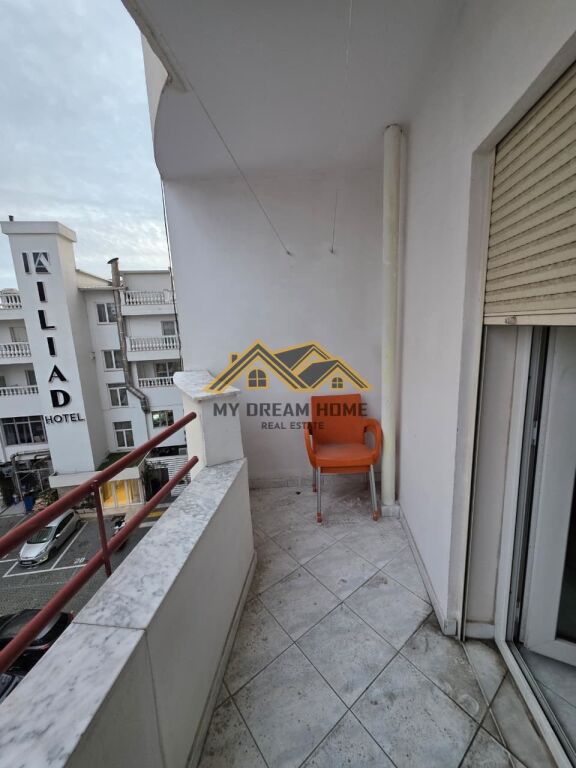 AFFITTASI APPARTAMENTO 3+1+2 VOLLGA DURRES!
