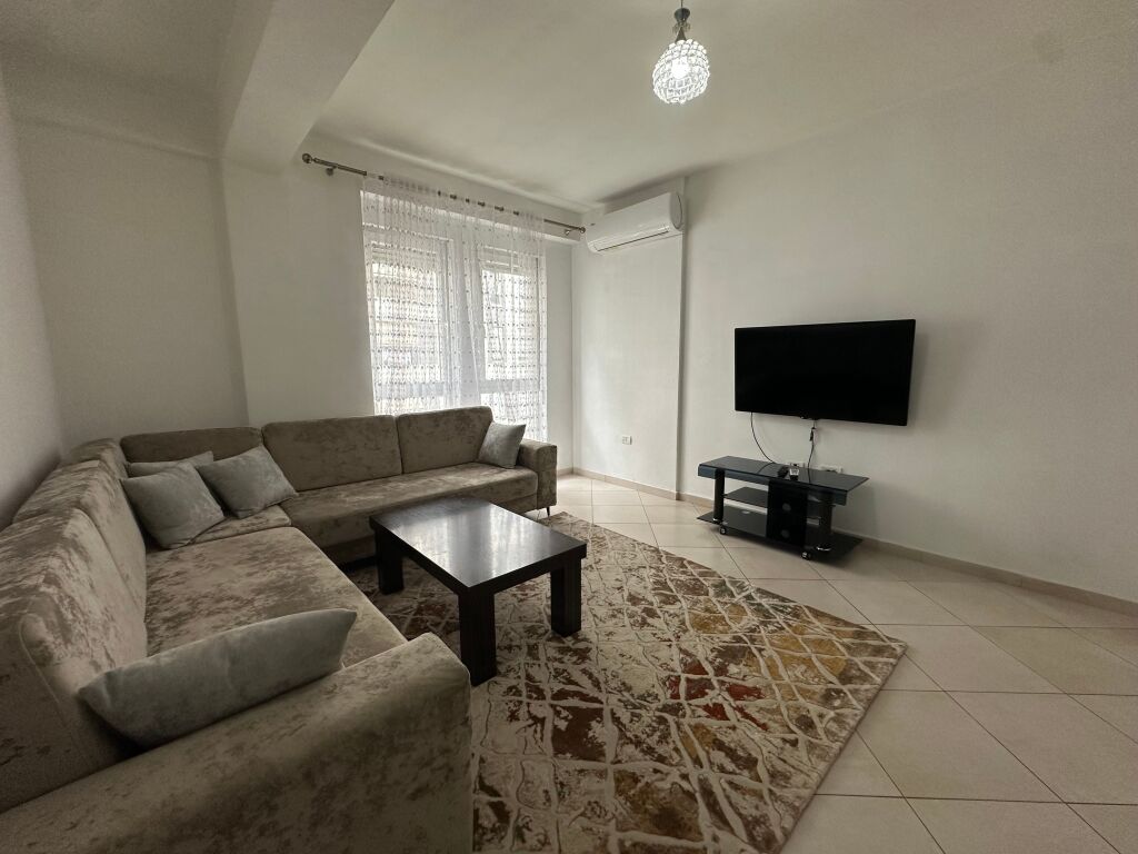 Apartment 2+1+2 , 5 May