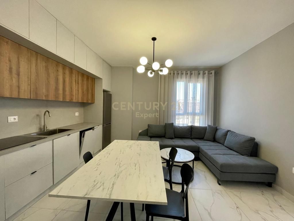 APARTAMENT 2+1 PER QIRA TEK TRIO TOWER, DON BOSKO ! 750 € /Muaj
