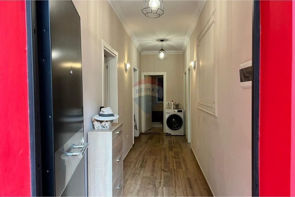 Villa - For Sale - Mali i Robit, Durrës