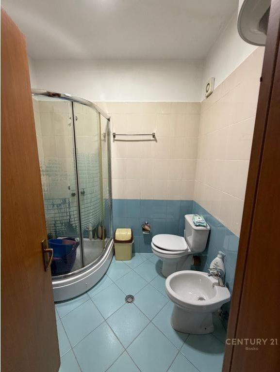 Appartamento 2+1+2 in affitto – Yzberisht (dietro Big Market)
