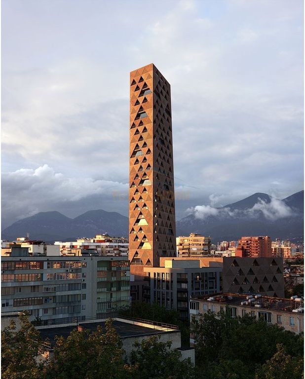 Shitet, Apartament 2+1+2, Tirana Tower, Rruga Xhamfize Keko,Tirane