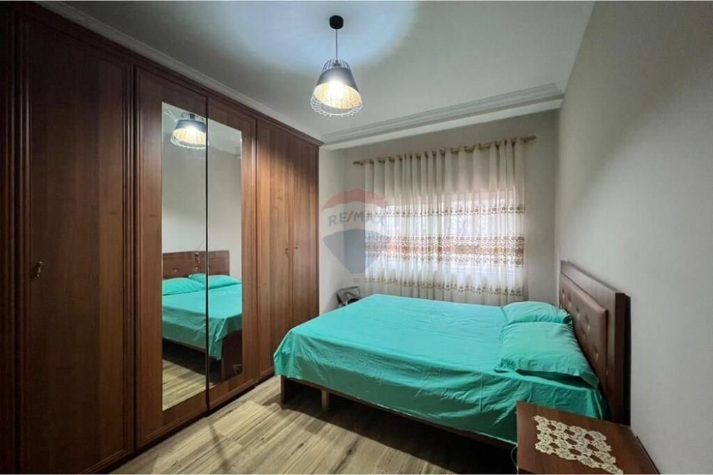 Villa - For Sale - Mali i Robit, Durrës