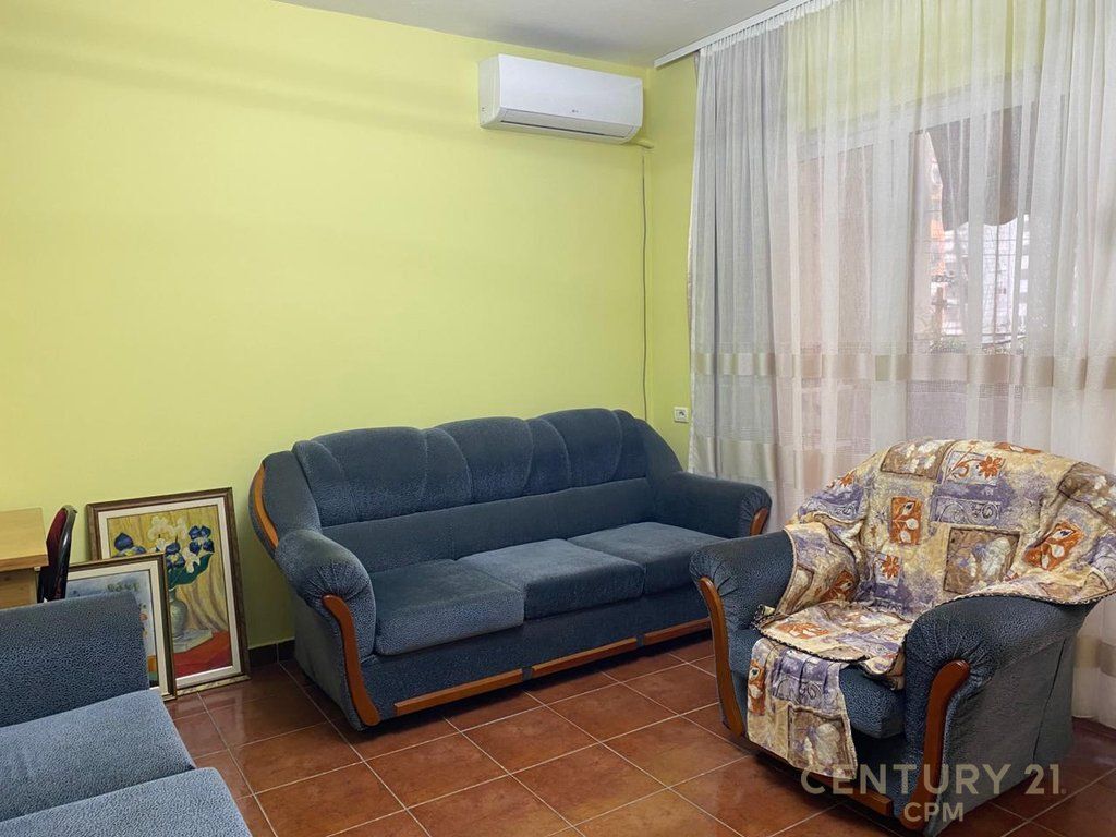 APARTAMENT 1+1 ME QIRA TEK KOMUNA E PARISIT