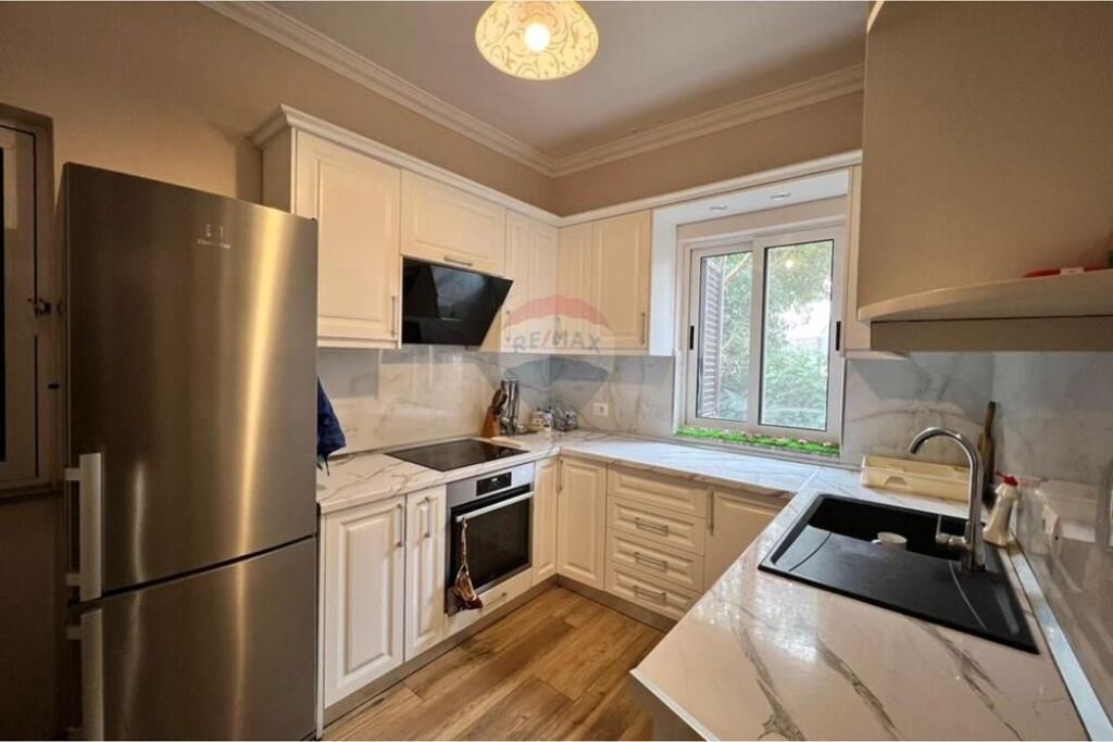 Villa - For Sale - Mali i Robit, Durrës