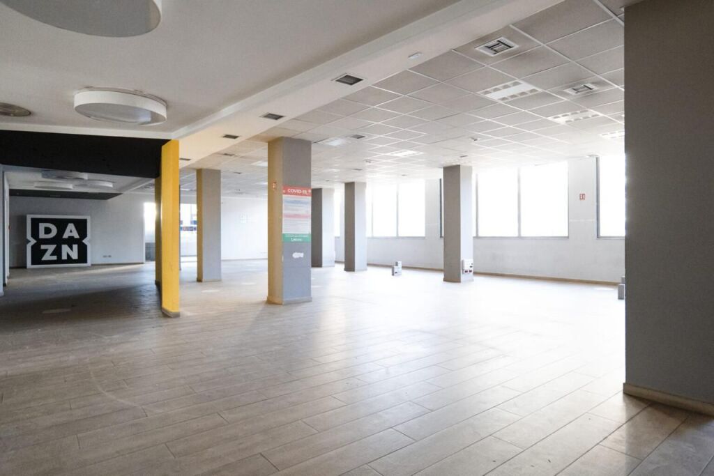 ZYRE ME QERA 1530 M2 ALI DEMI 15.300 EURO