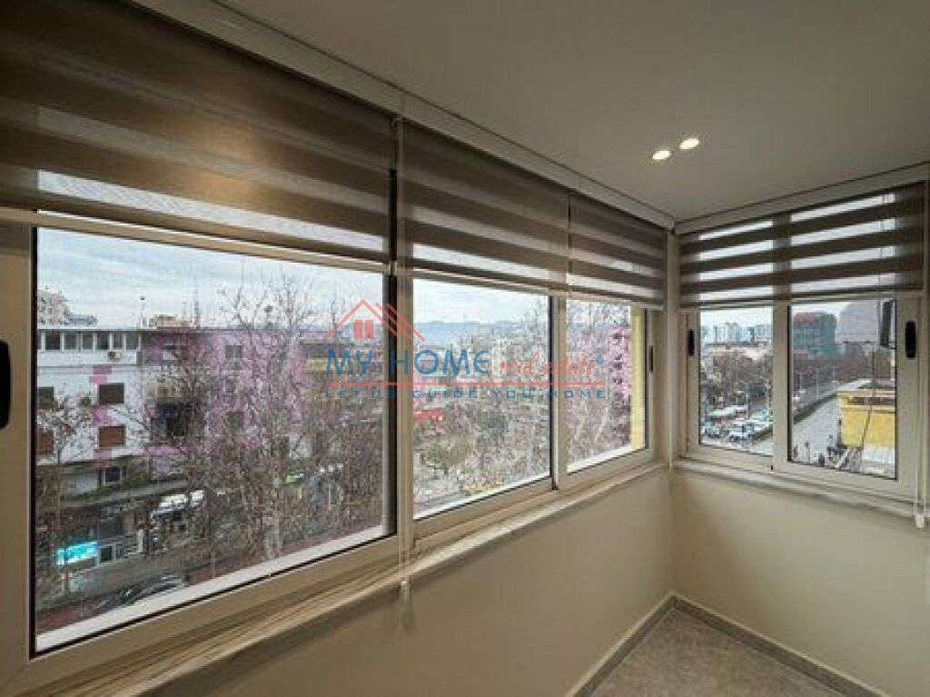 Apartment 1+1 for sale 21 Dhjetori in Tirana