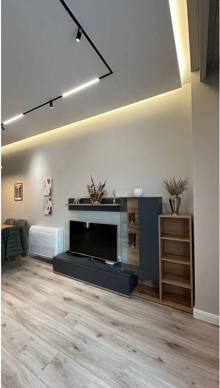 Apartment 2+1+2 for rent at Pazari i Ri, Tefta Tashko.