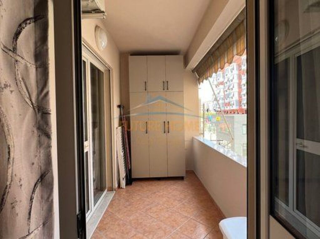 Shitet, Apartament 2+1+2, Bulevardi Gjergj Fishta, Tiranë.