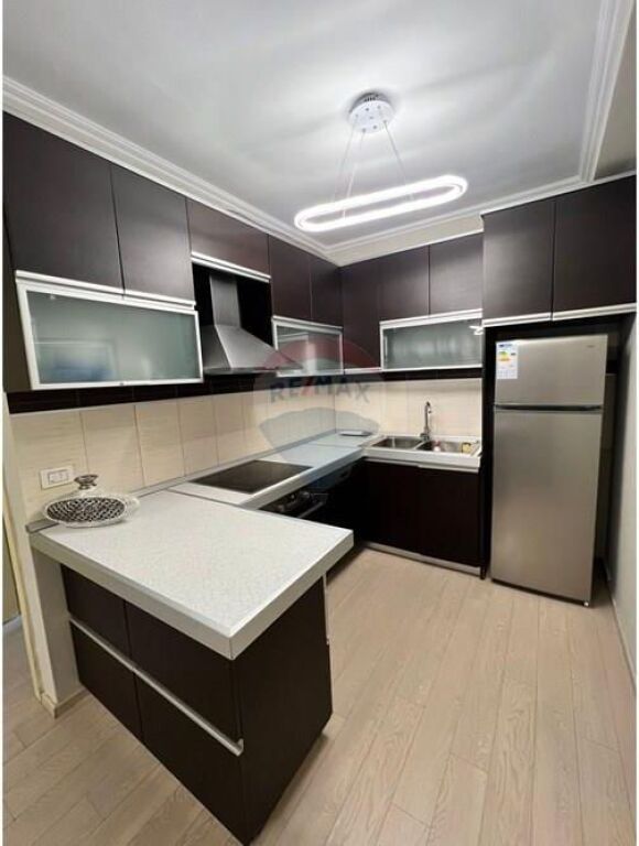 Appartamento - In Affitto - Myslym Shyri, Tirana